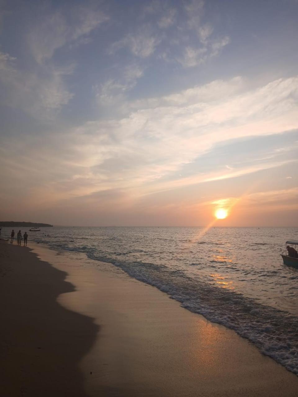 ホテル Cabana Juanaleisa Isla Barú エクステリア 写真